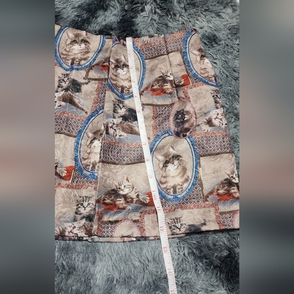 Cat print mini skirt - Picture 4 of 5